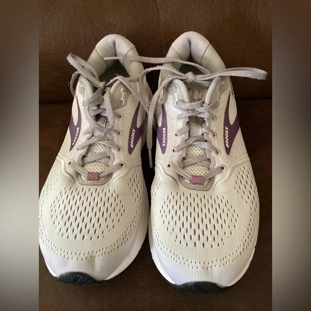 Brooks Ariel 20 Running Walking Athletic Gray Shoes Women’s U.S. Size 11.5 Med B